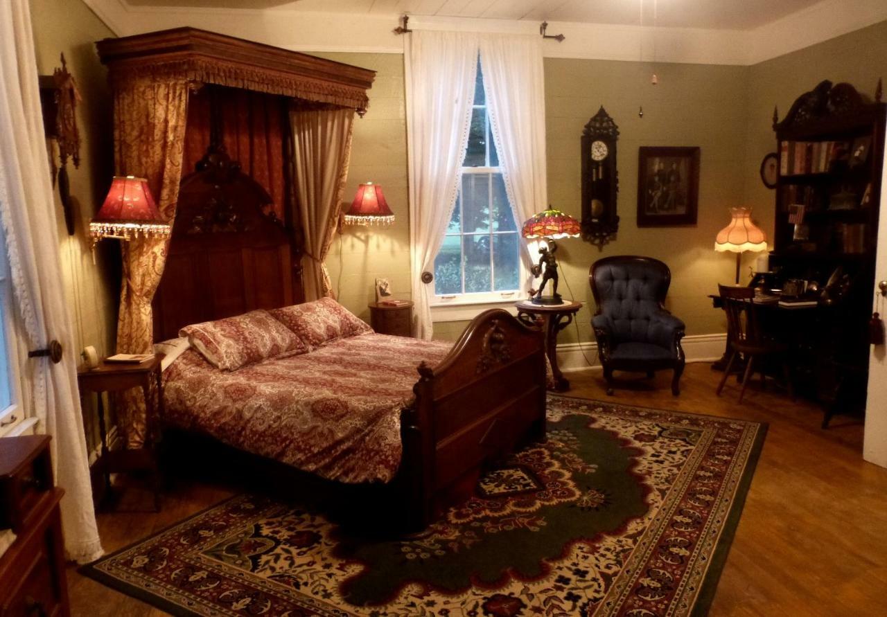Mulberry Lavender Farm And B&B Dış mekan fotoğraf